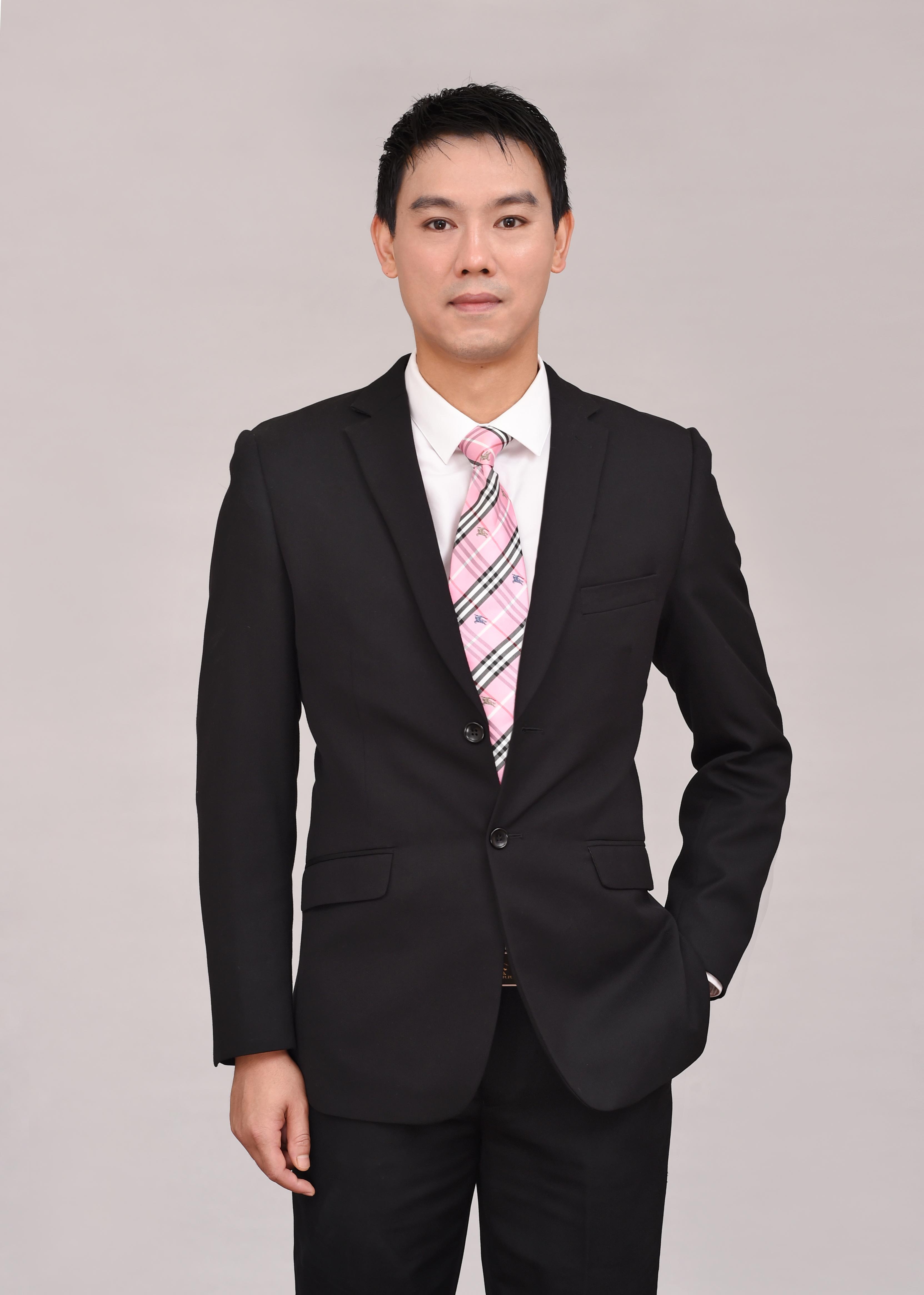 萧昕腾 执行创意总监